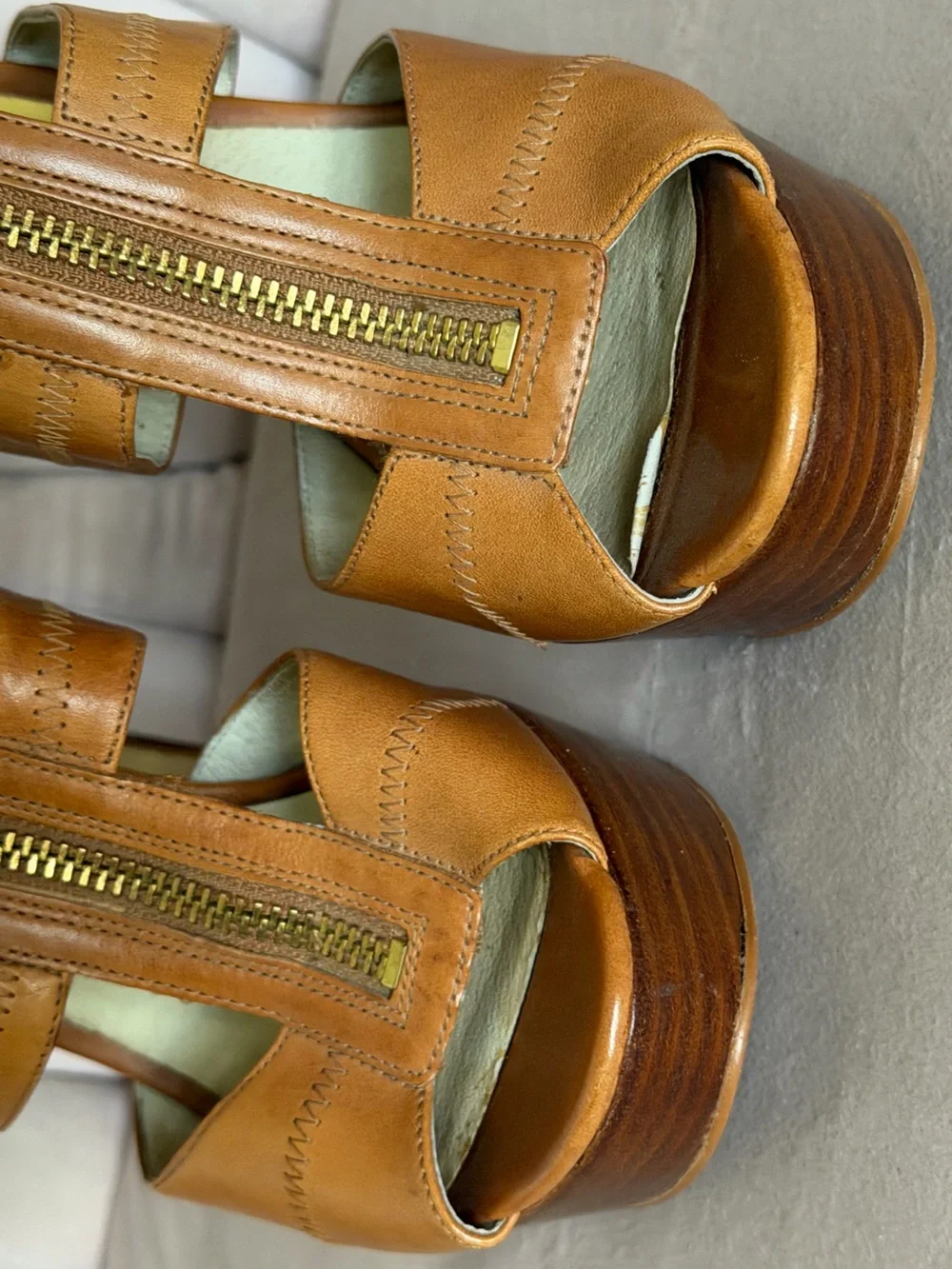 MICHAEL Michael Kors stylish tan